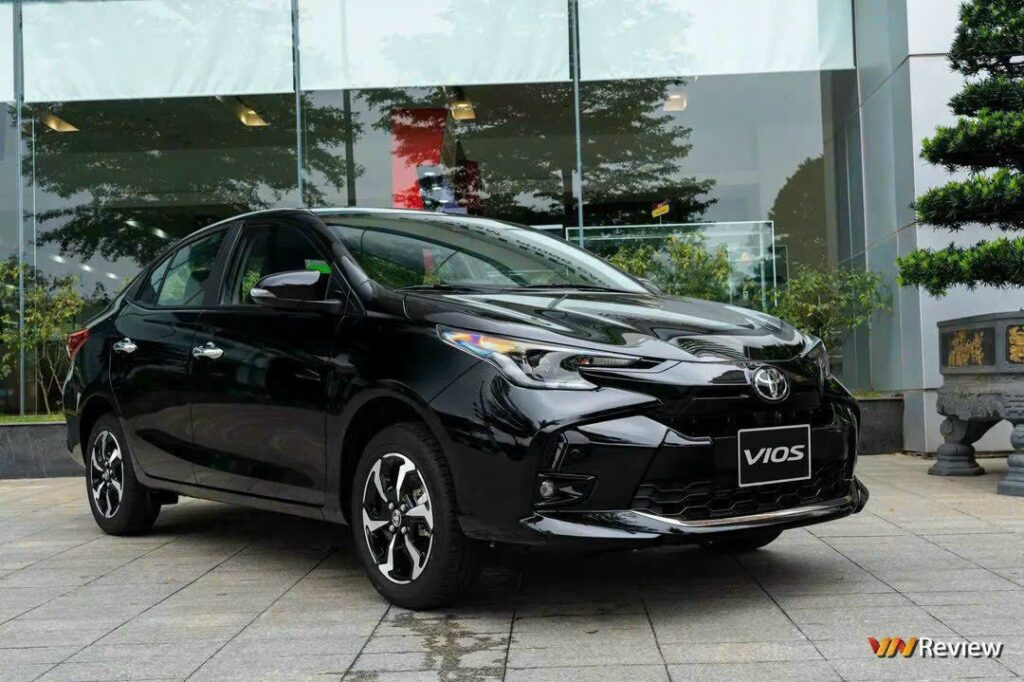 TOYOTA VIOS SỐ SÀN 2024